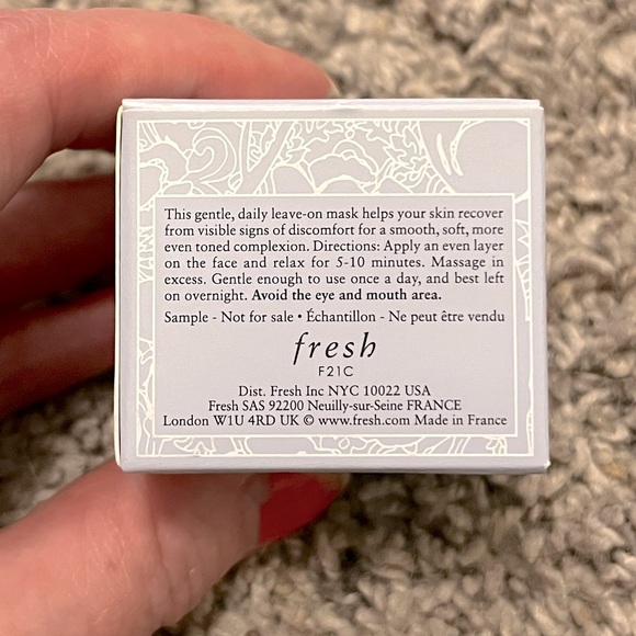 Fresh Floral Recovery Calming Mask - Picture 4 of 4